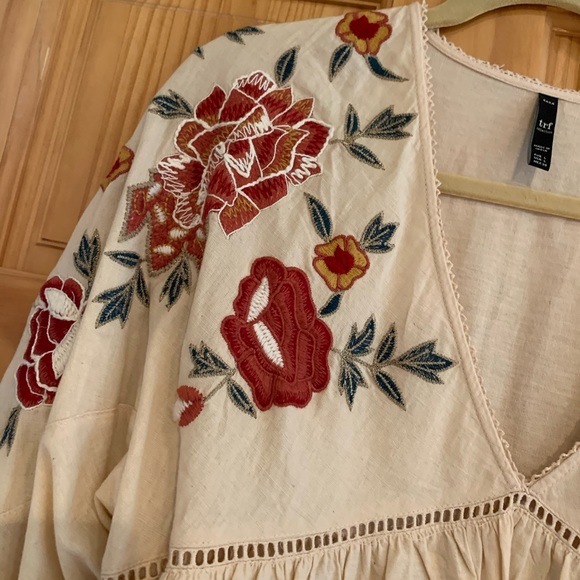 Zara TRF 3/4 Sleeve Embroidered Blouse - Picture 3 of 6